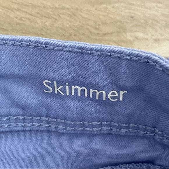 Gloria Vanderbilt periwinkle skimmer cropped pants size 10. - Picture 6 of 7